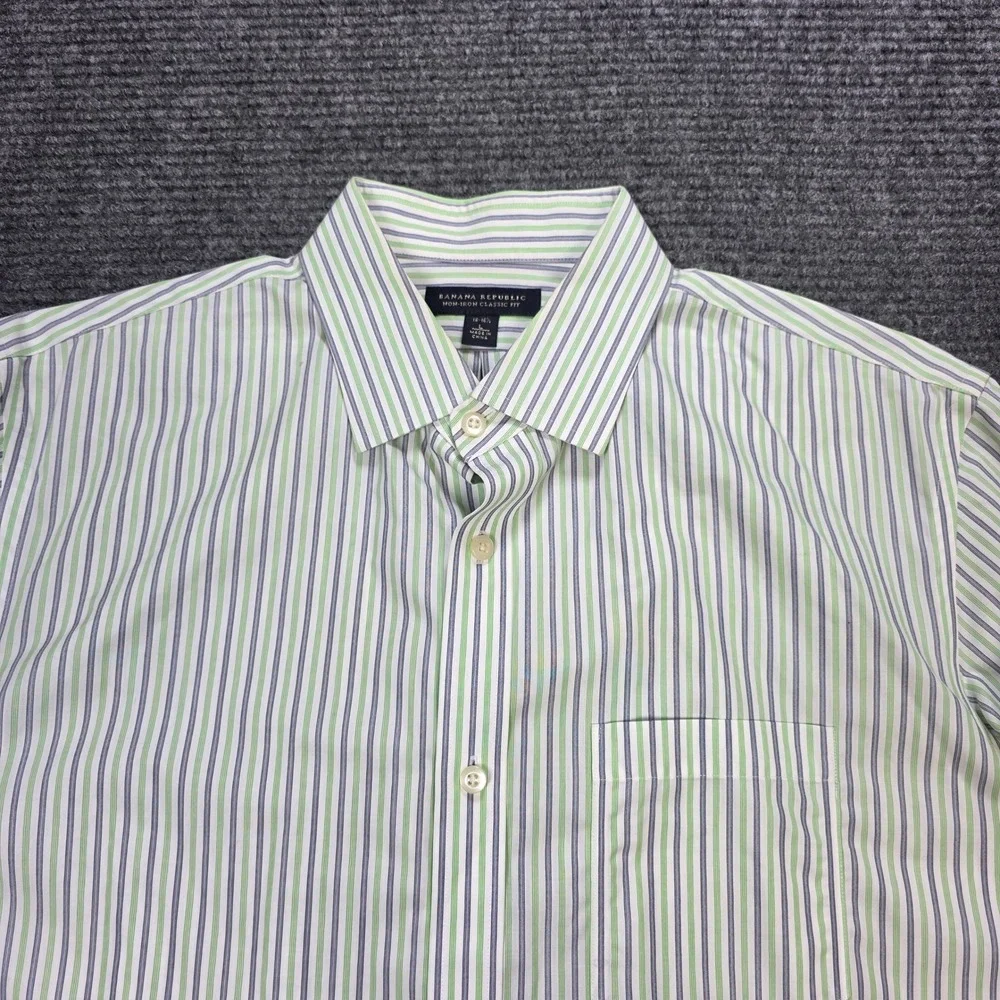 Banana Republic Non-Iron Classic Fit Shirt Men's L 16-16.5 Green Blue Striped